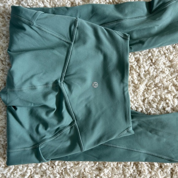 Lululemon Align High Rise Pant with Pockets - Picture 4 of 5